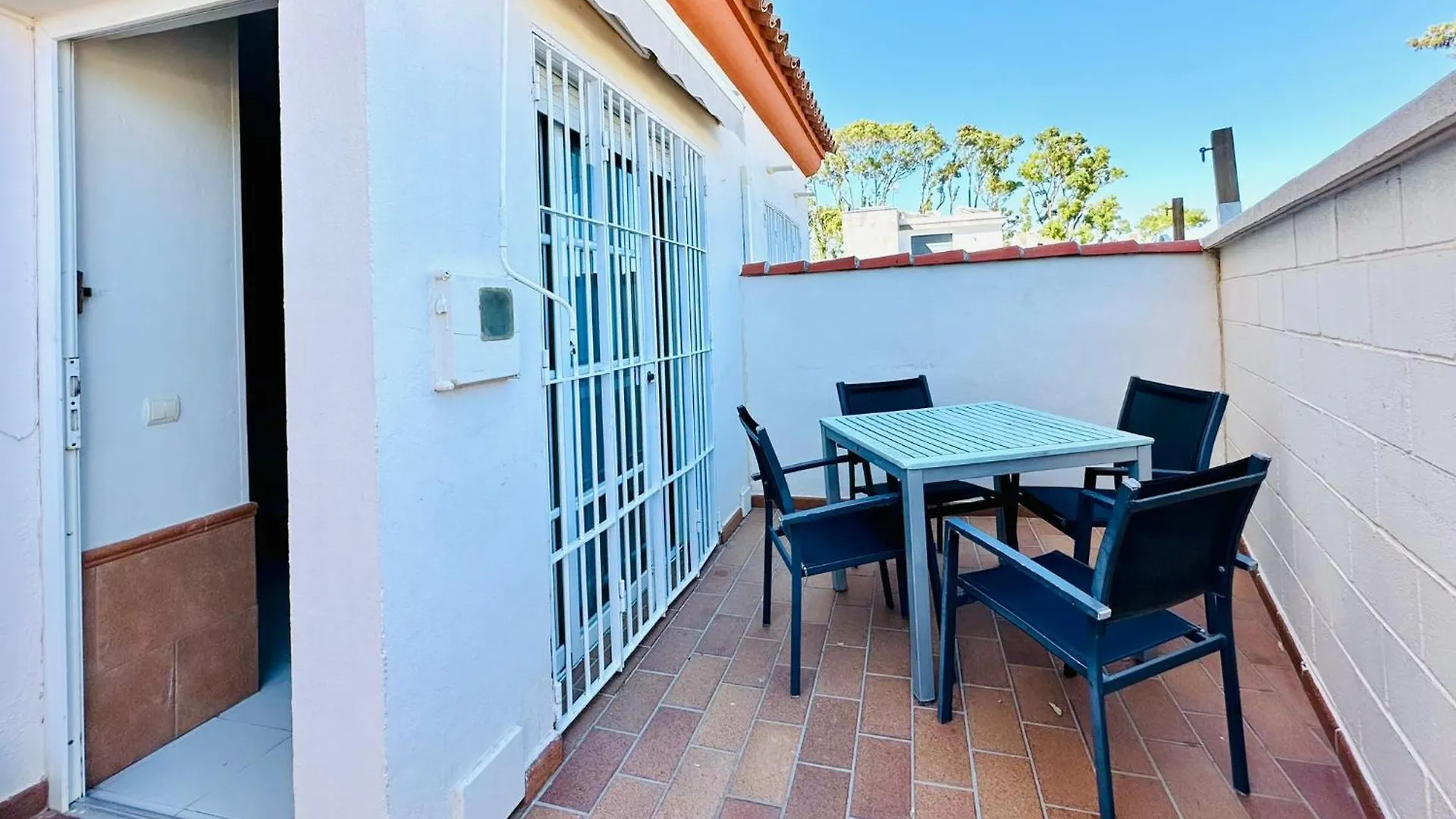 La Casita Del Mar contacts